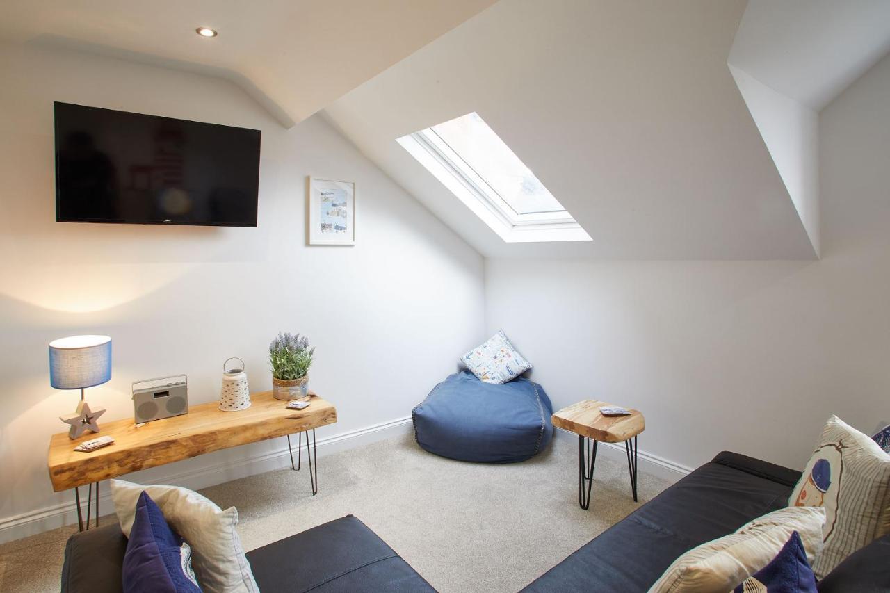 Number 3 at Pannett Apartments Whitby Bagian luar foto
